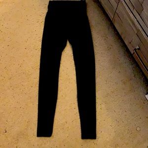 Navy blue patterned lululemon leggings
